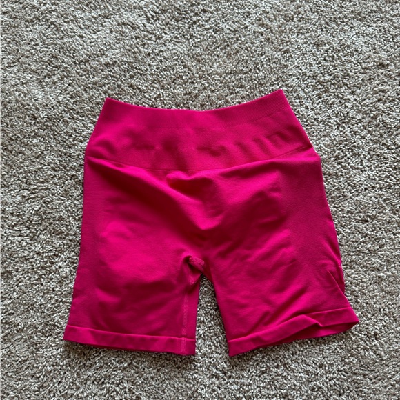 Aurola Biker Shorts🚲🩷 - Picture 2 of 2